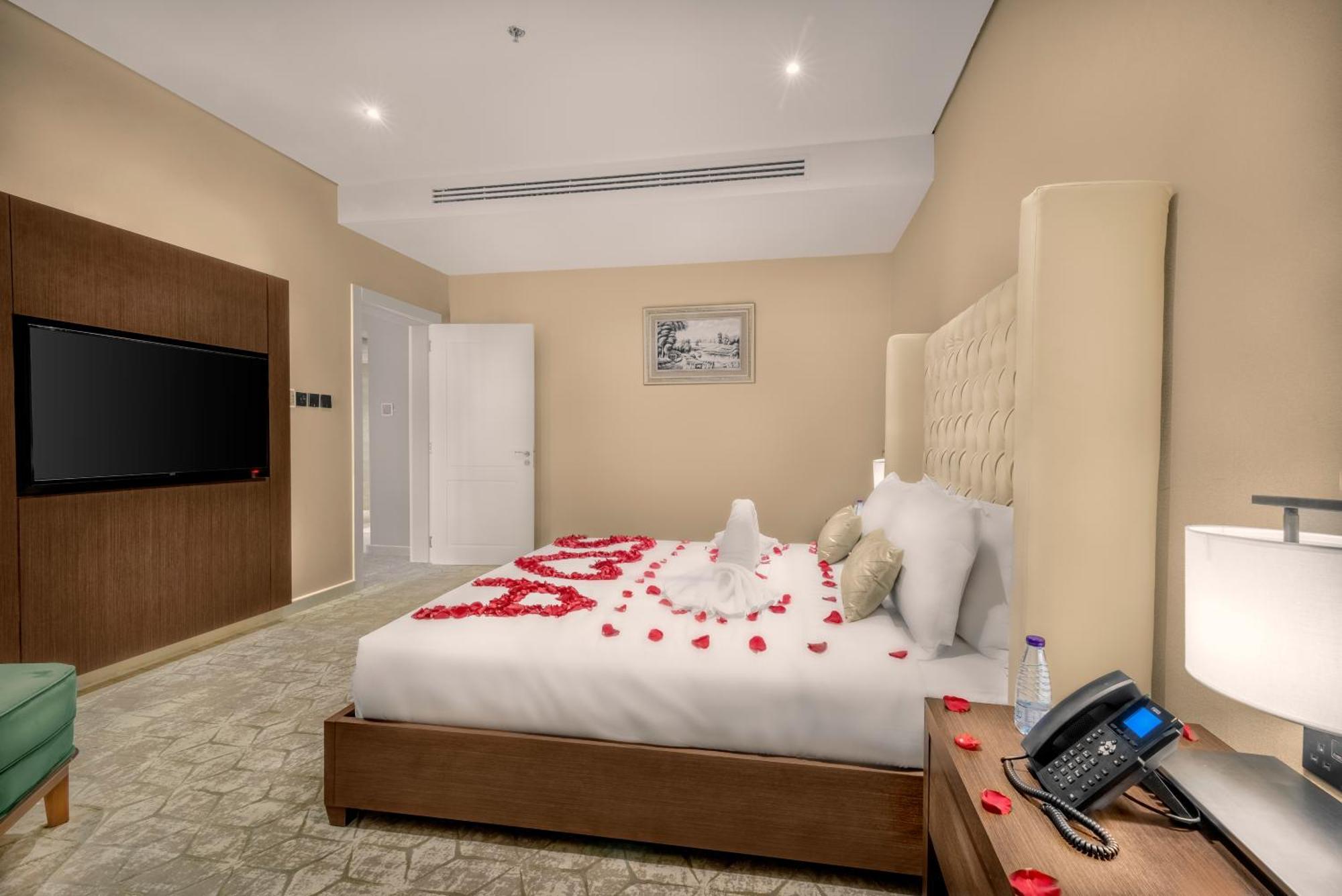 Suknai Royal Hotel 哈伊勒 外观 照片