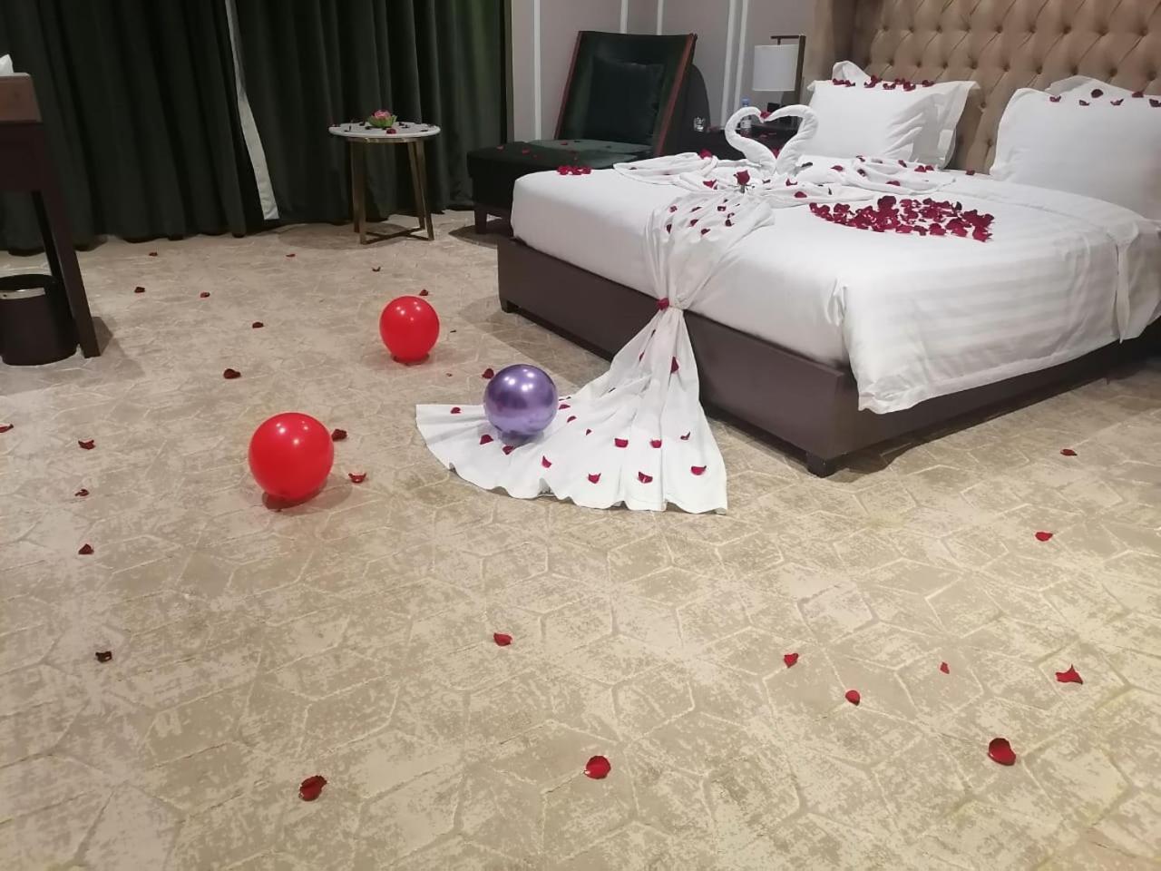 Suknai Royal Hotel 哈伊勒 外观 照片