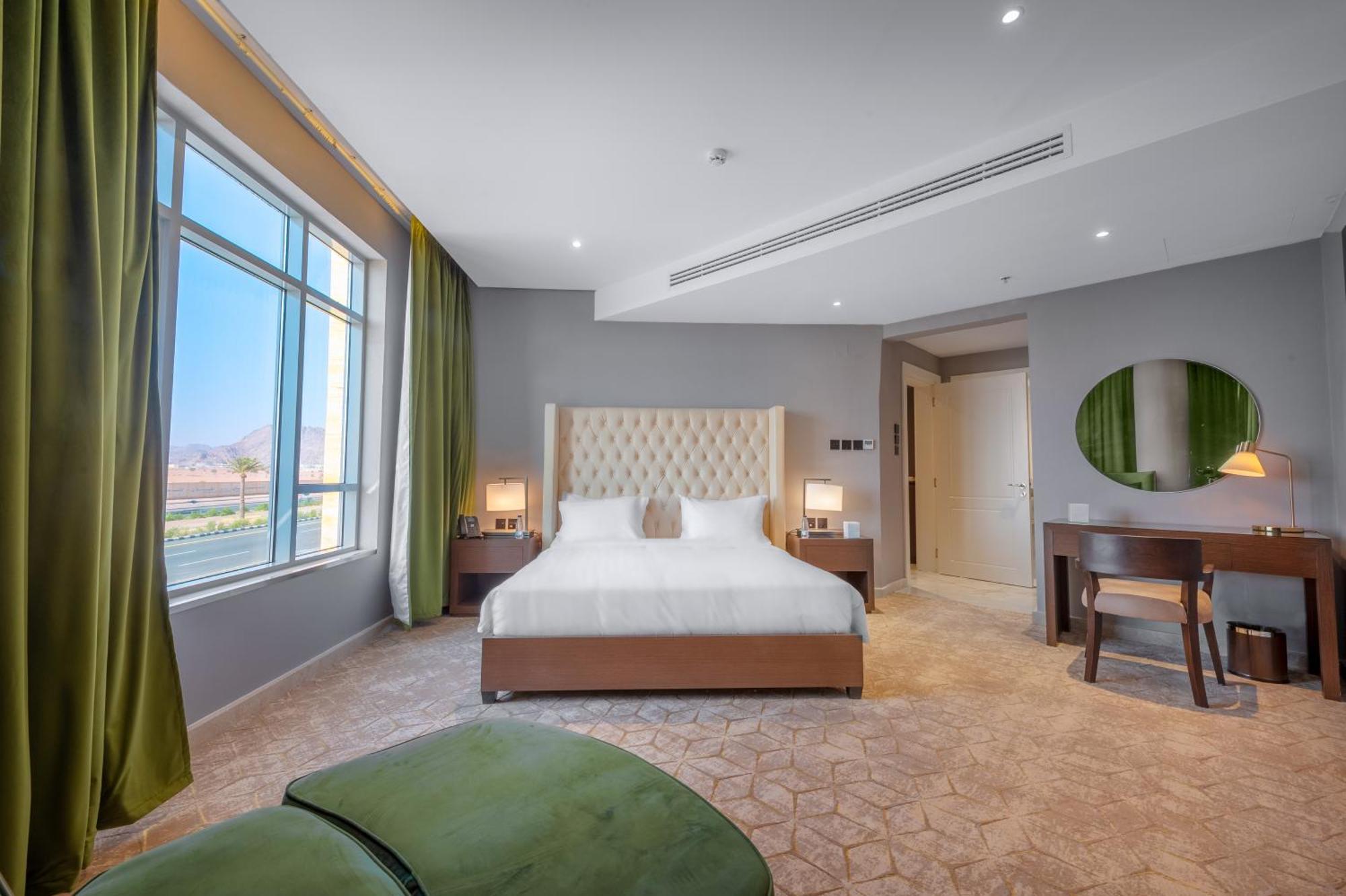 Suknai Royal Hotel 哈伊勒 外观 照片
