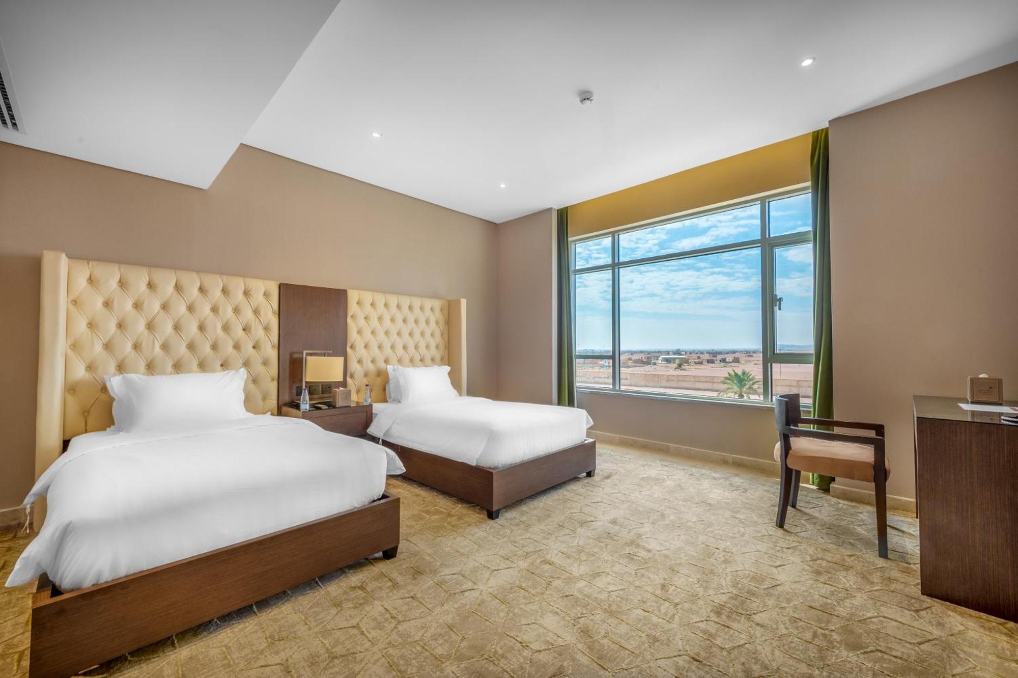 Suknai Royal Hotel 哈伊勒 外观 照片