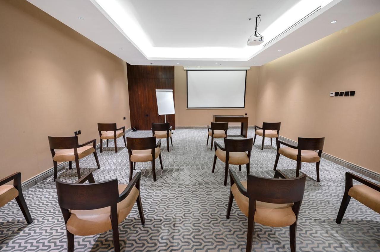 Suknai Royal Hotel 哈伊勒 外观 照片
