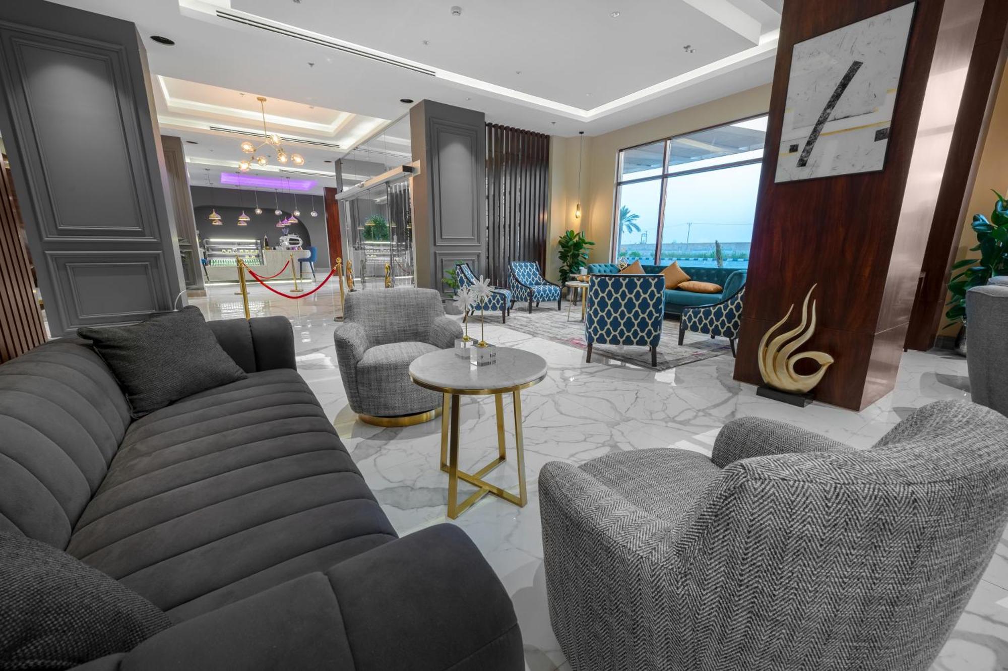 Suknai Royal Hotel 哈伊勒 外观 照片