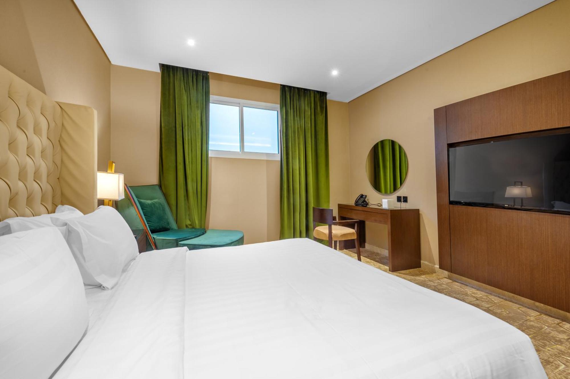 Suknai Royal Hotel 哈伊勒 外观 照片